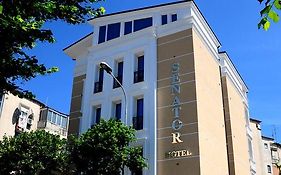 Senator Hotel Tirana